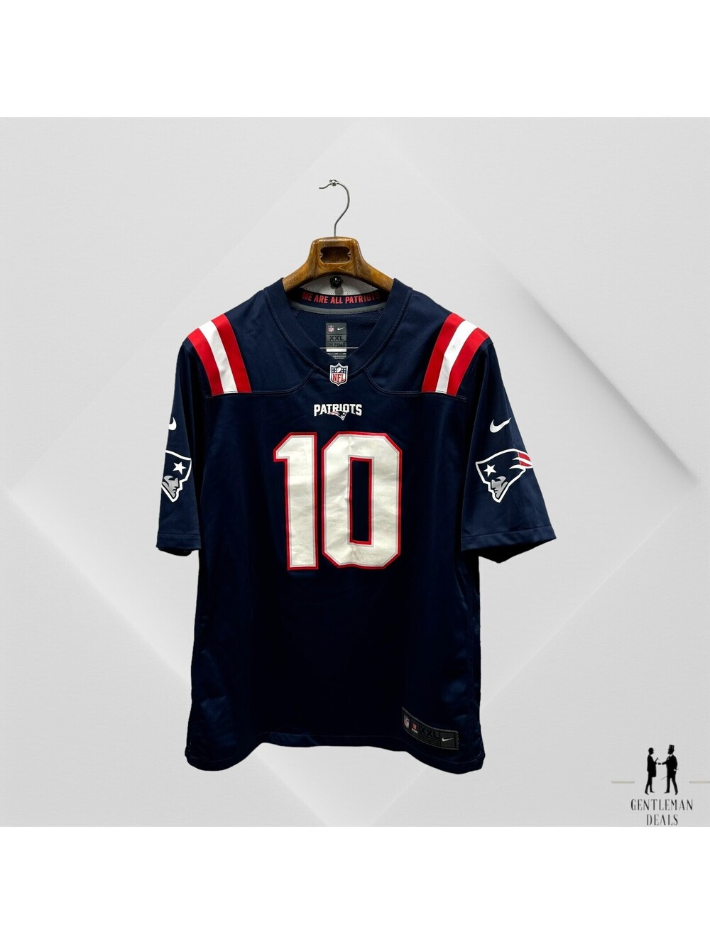 Nike NE Patriots Mac Jones Men's XXL 1st Round Draft Pick 2021 Game Jersey